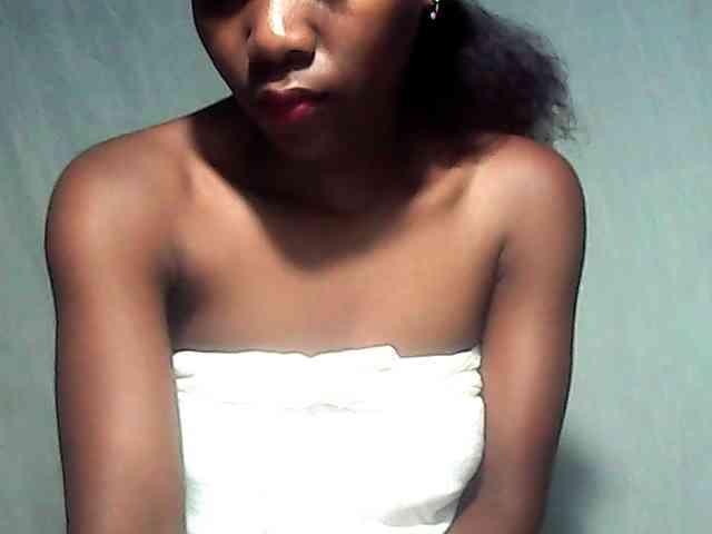 LandiQueen12