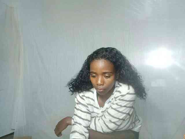 LandiQueen12 LandiQueen12