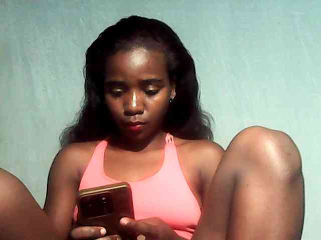 LandiQueen12 LandiQueen12