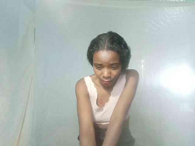 LandiQueen12