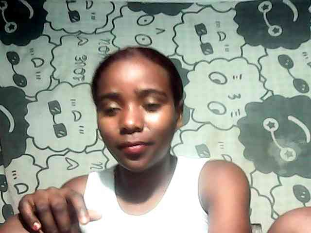 LandiQueen12