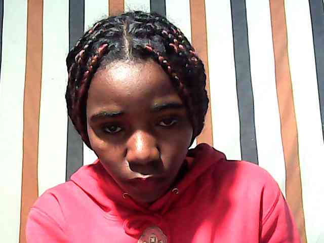 LandiQueen12 webcam
