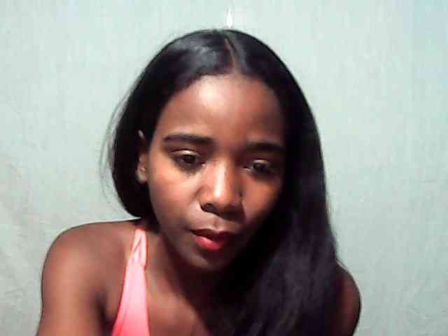 LandiQueen12 webcam