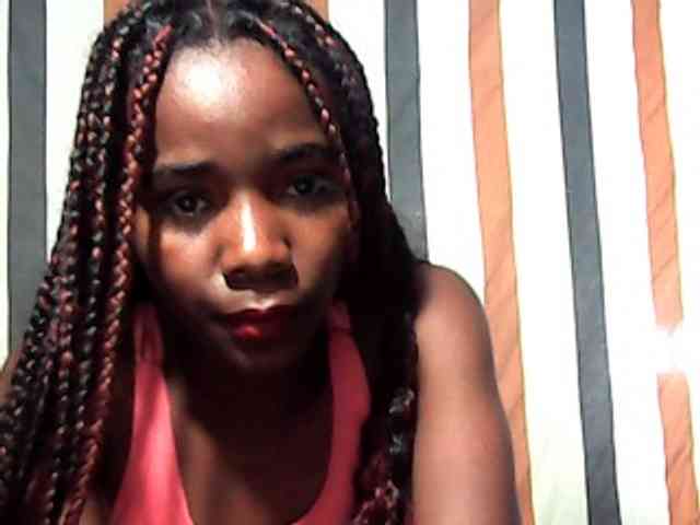 LandiQueen12 webcam