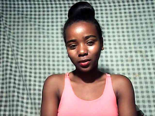 LandiQueen12