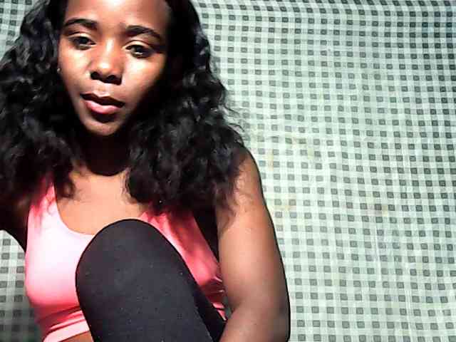 LandiQueen12 webcam