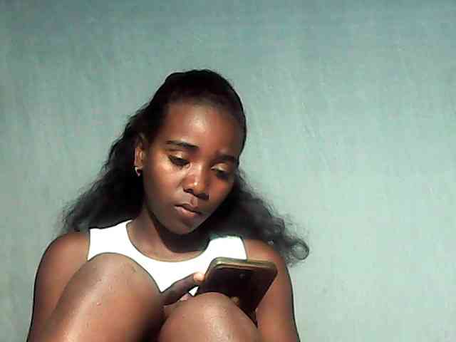 LandiQueen12