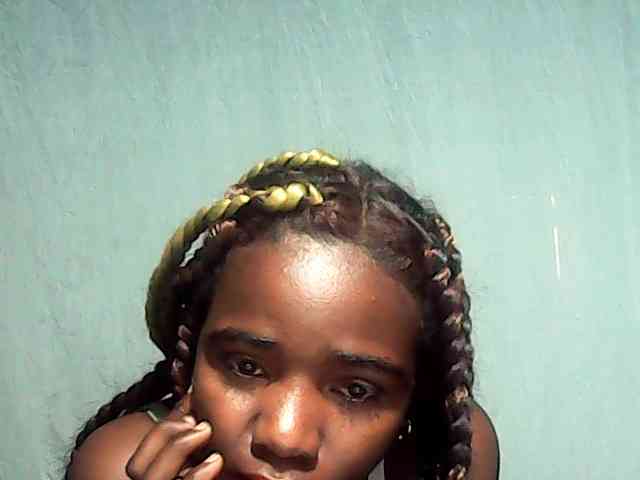 LandiQueen12