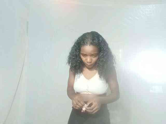 LandiQueen12 LandiQueen12
