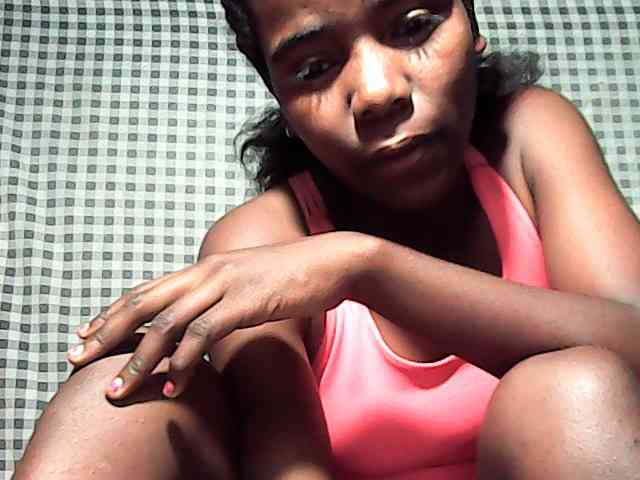 LandiQueen12 webcam