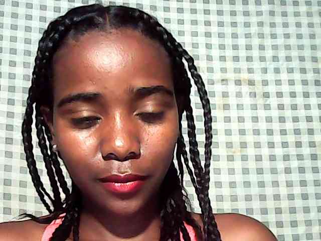LandiQueen12 webcam