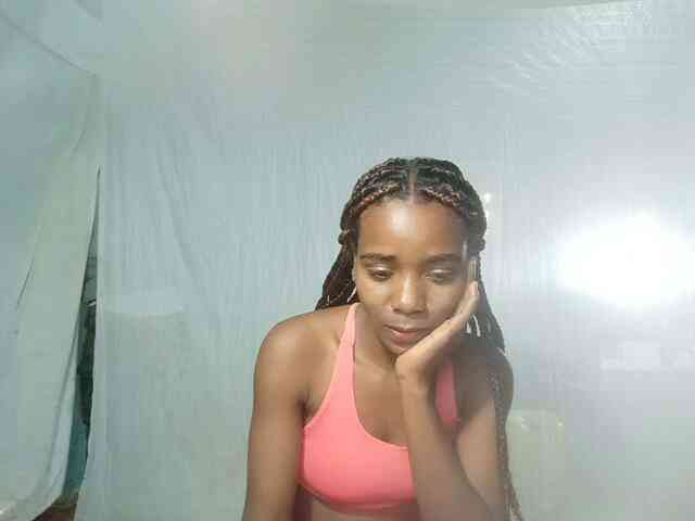 LandiQueen12