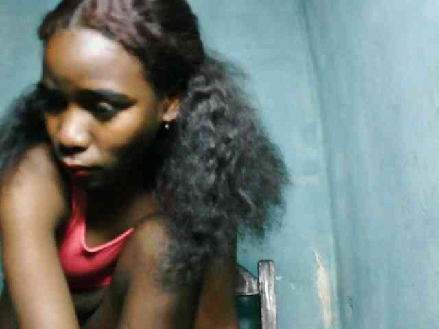 LandiQueen12