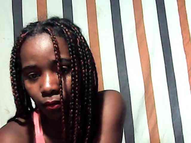 LandiQueen12 webcam