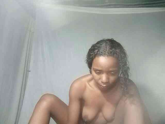 Modèle: LandiQueen12