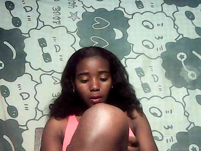 LandiQueen12