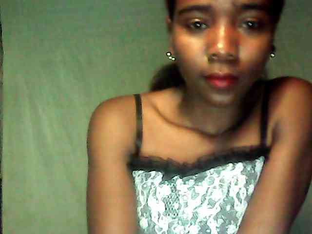 LandiQueen12