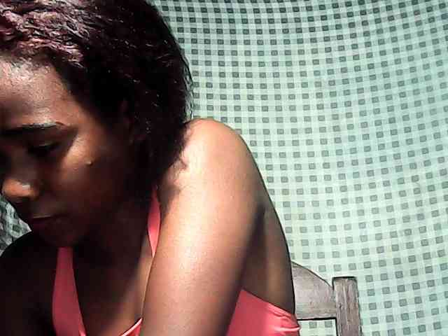 LandiQueen12