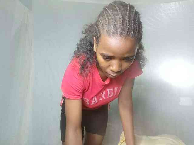 LandiQueen12