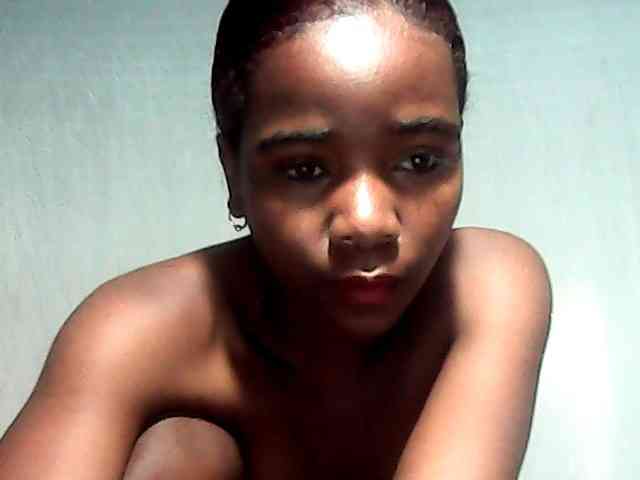LandiQueen12