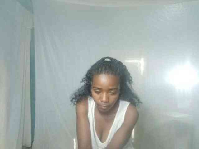 LandiQueen12 LandiQueen12
