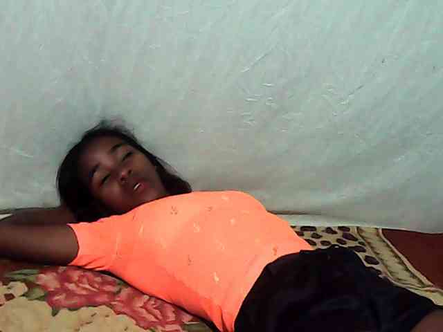 LandiQueen12