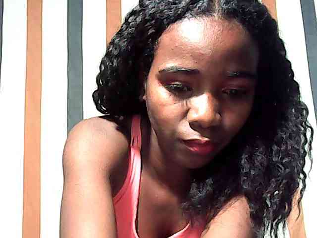 LandiQueen12 webcam