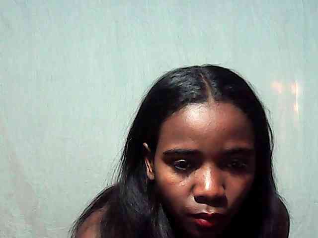 LandiQueen12 webcam