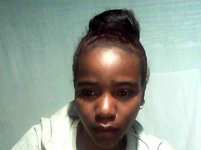 LandiQueen12