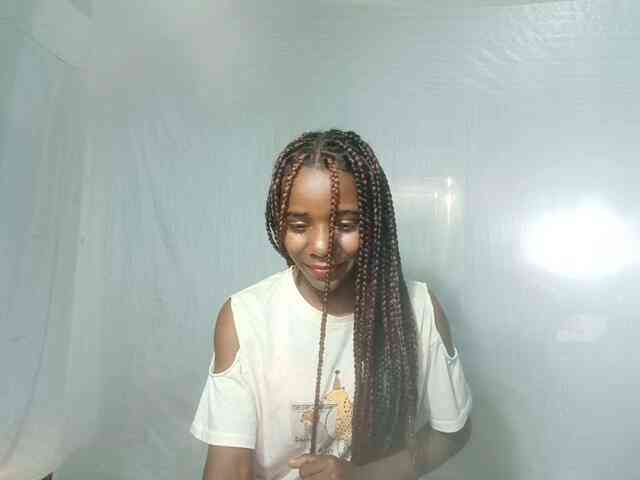 LandiQueen12