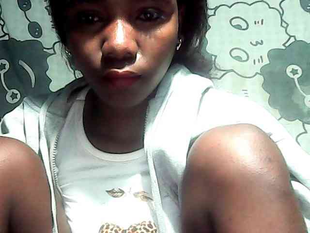 LandiQueen12