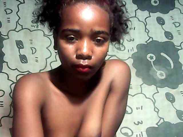 LandiQueen12