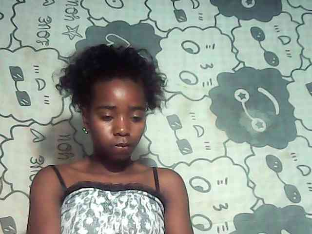 LandiQueen12