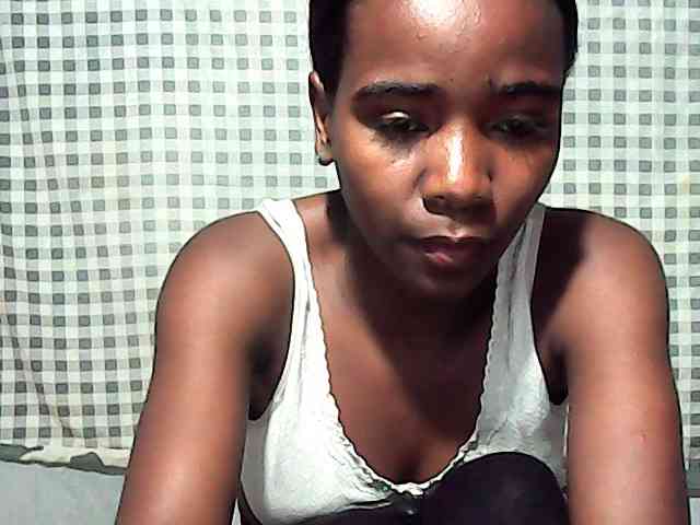 LandiQueen12
