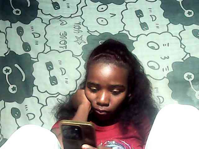 LandiQueen12