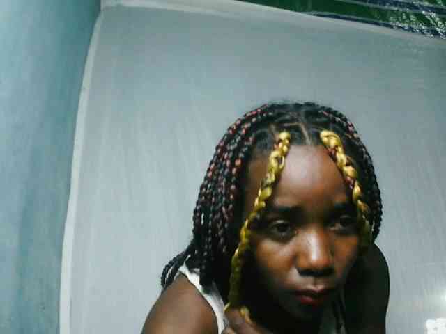 LandiQueen12 LandiQueen12
