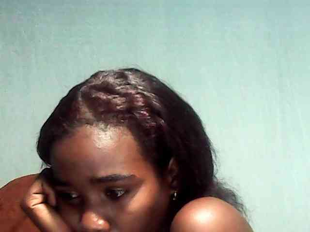 LandiQueen12