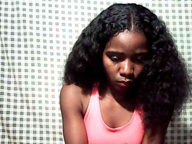 LandiQueen12 webcam