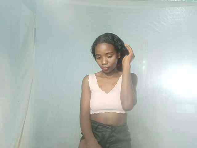 LandiQueen12
