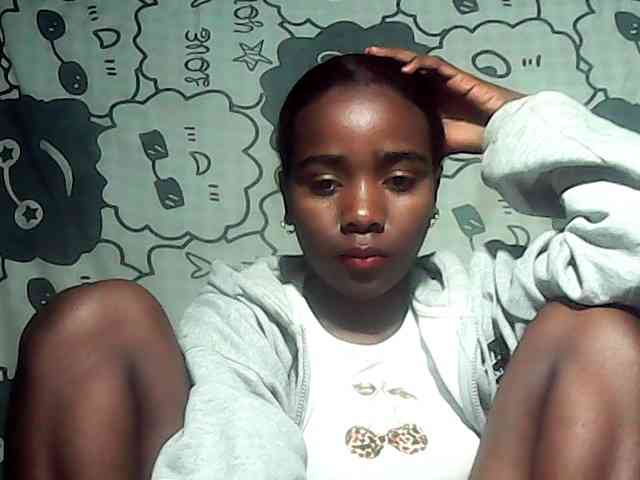 LandiQueen12