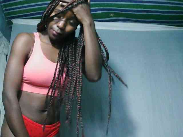 LandiQueen12