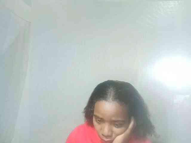 LandiQueen12 webcam