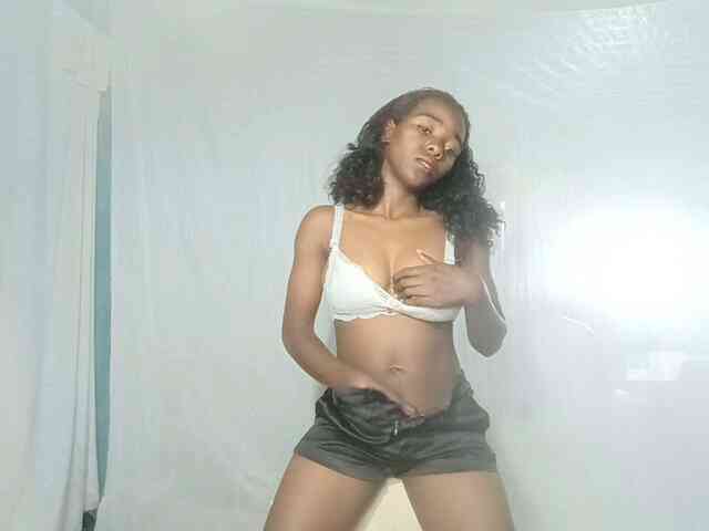 Modèle: LandiQueen12