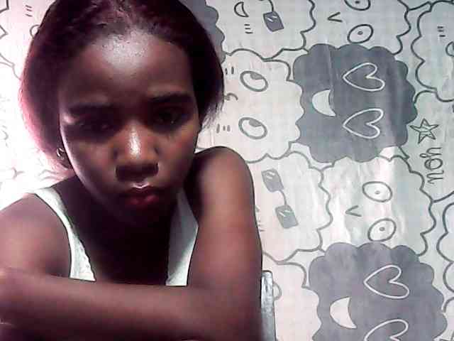 LandiQueen12 webcam
