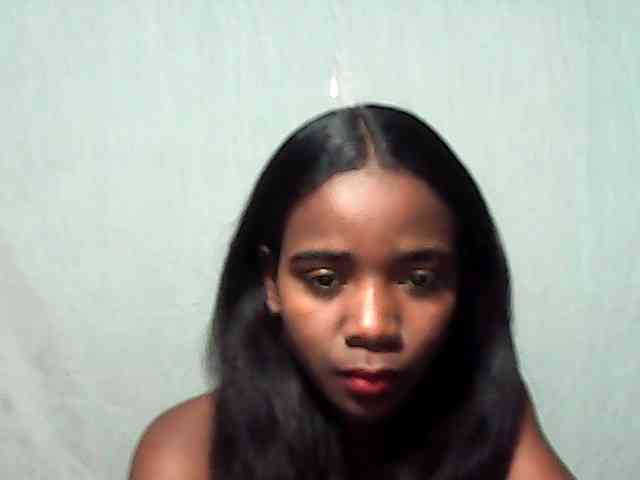 LandiQueen12 webcam