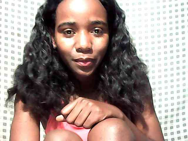 LandiQueen12 webcam