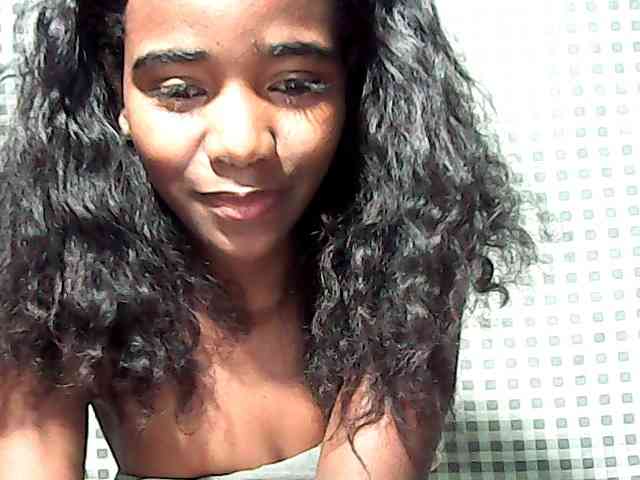 LandiQueen12 webcam