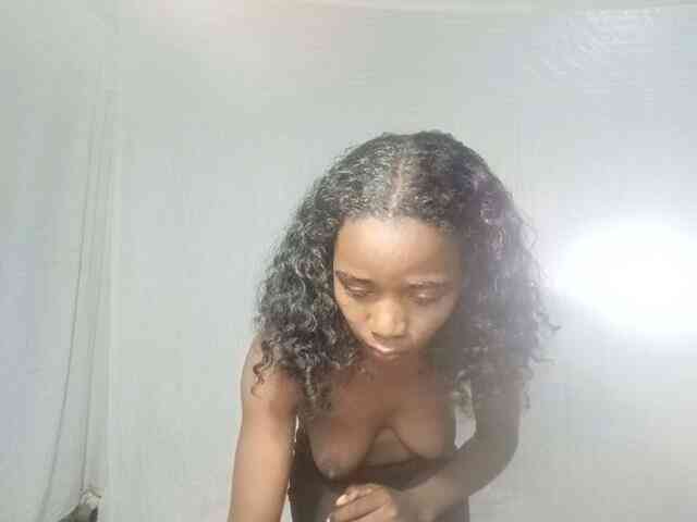 LandiQueen12 LandiQueen12