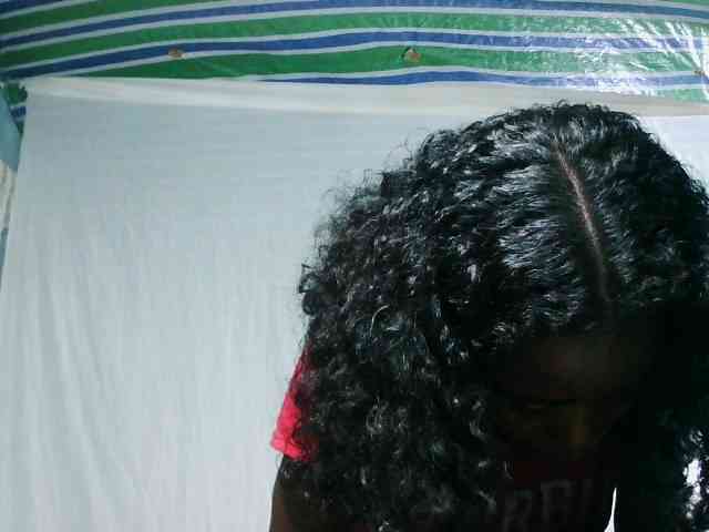 LandiQueen12 webcam