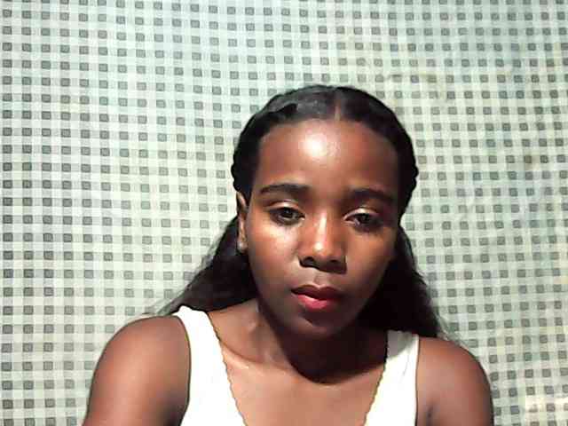 LandiQueen12 webcam